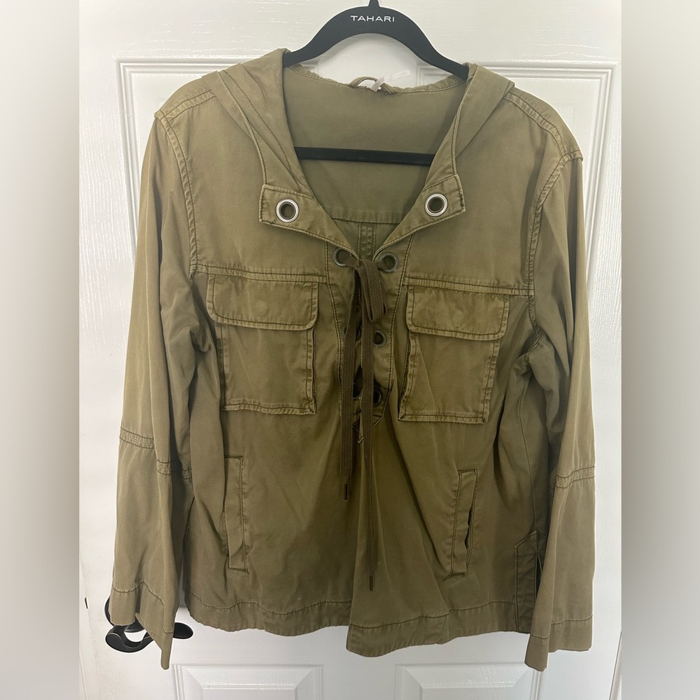 Free People Army Green hooded lace front popover, Size Medium